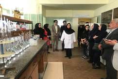 بازدید اعضای شبکه آزمایشگاهی فناوری راهبردی از آزمایشگاه‌ آنالیز مواد معدنی مرکز تبریز
